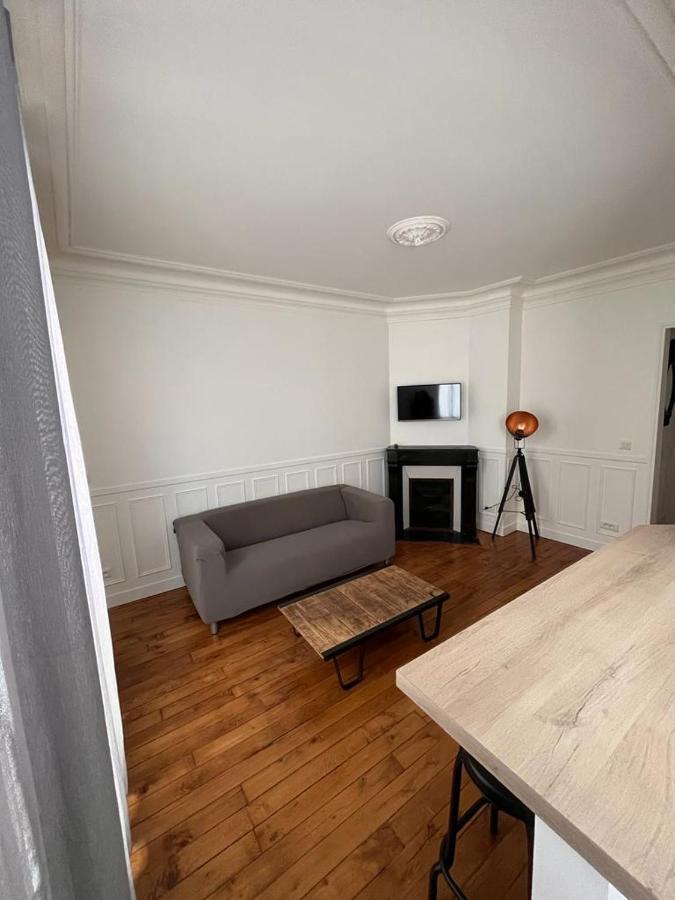 Cosy Appartement Paris A Deux Pas กูร์เบอวัวร์ ภายนอก รูปภาพ