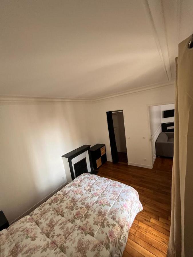 Cosy Appartement Paris A Deux Pas กูร์เบอวัวร์ ภายนอก รูปภาพ