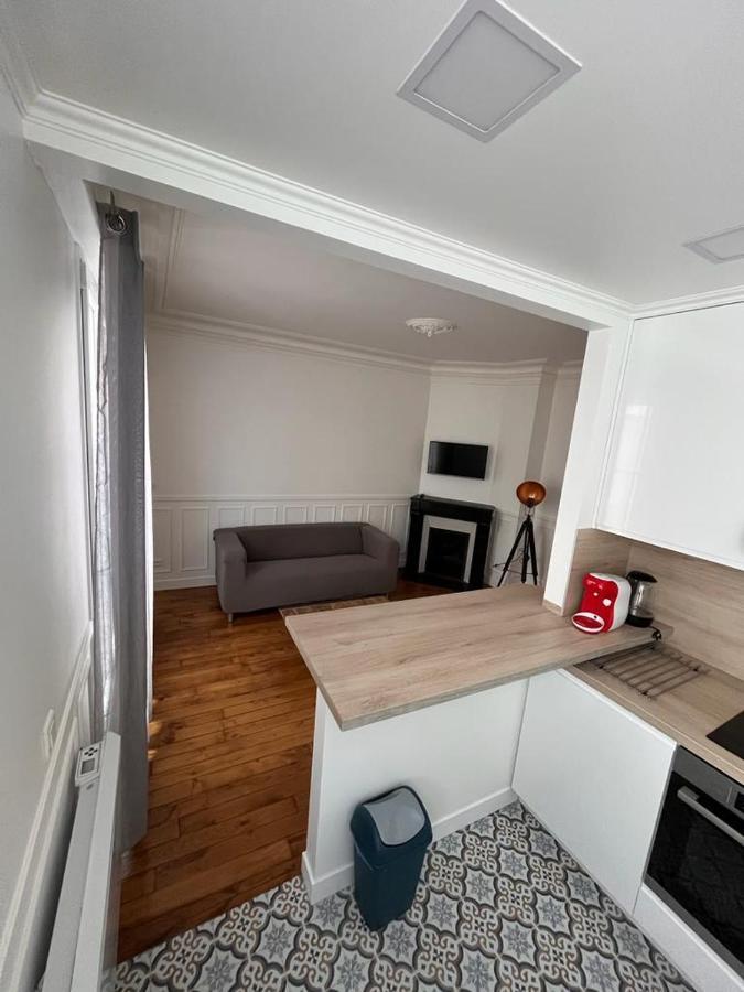 Cosy Appartement Paris A Deux Pas กูร์เบอวัวร์ ภายนอก รูปภาพ
